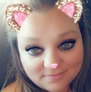 Meet your Posher, Brandie